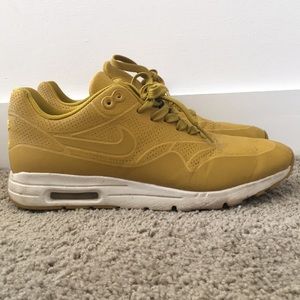 Nike Athena Air Max Leather